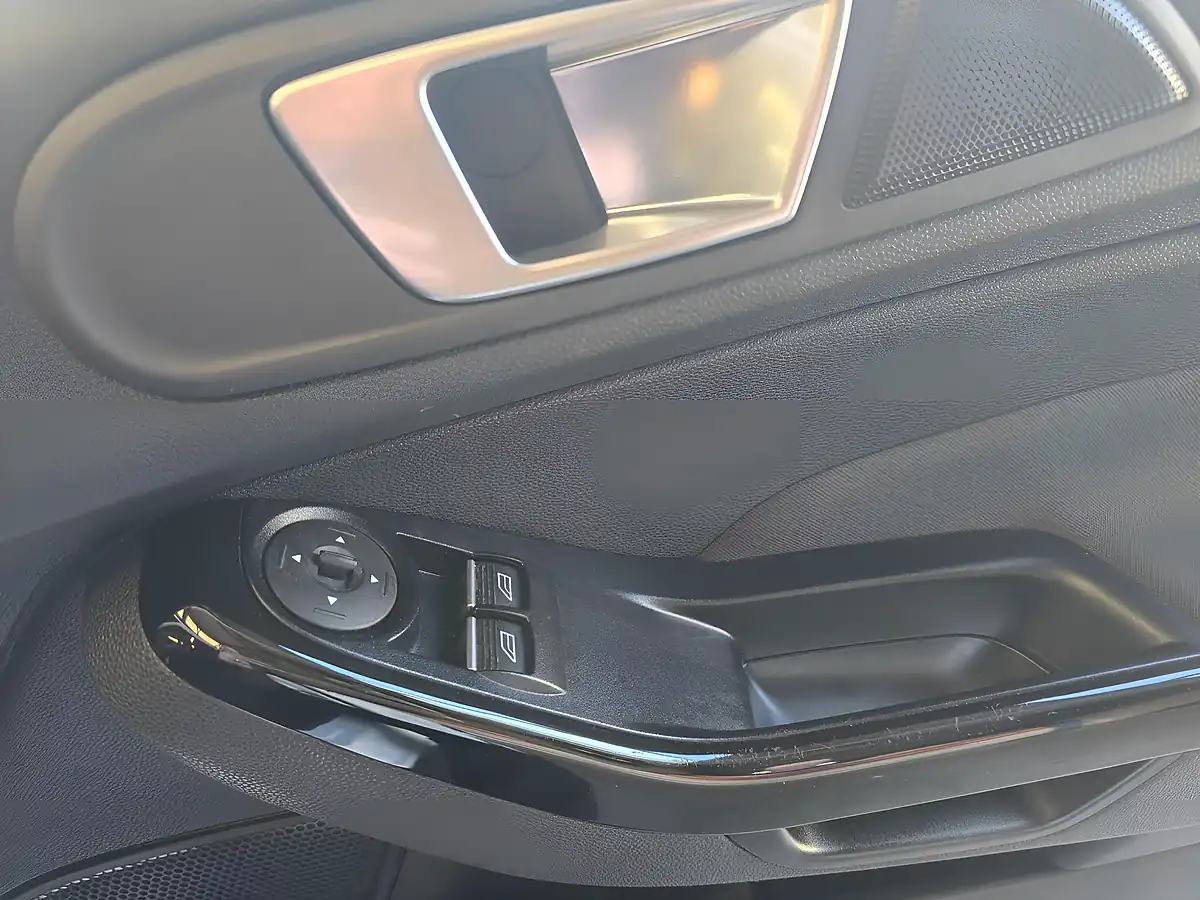 Used 2017 Ford Fiesta Zetec White - Interior and Exterior details 13