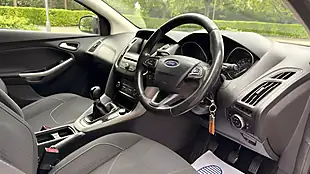 Used 2017 Ford Focus Black - Interior and Exterior details 14