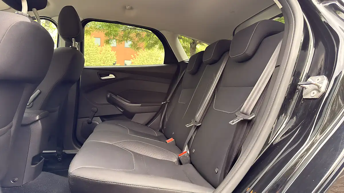Used 2017 Ford Focus Black - Interior and Exterior details 17