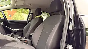 Used 2017 Ford Focus Black - Interior and Exterior details 18
