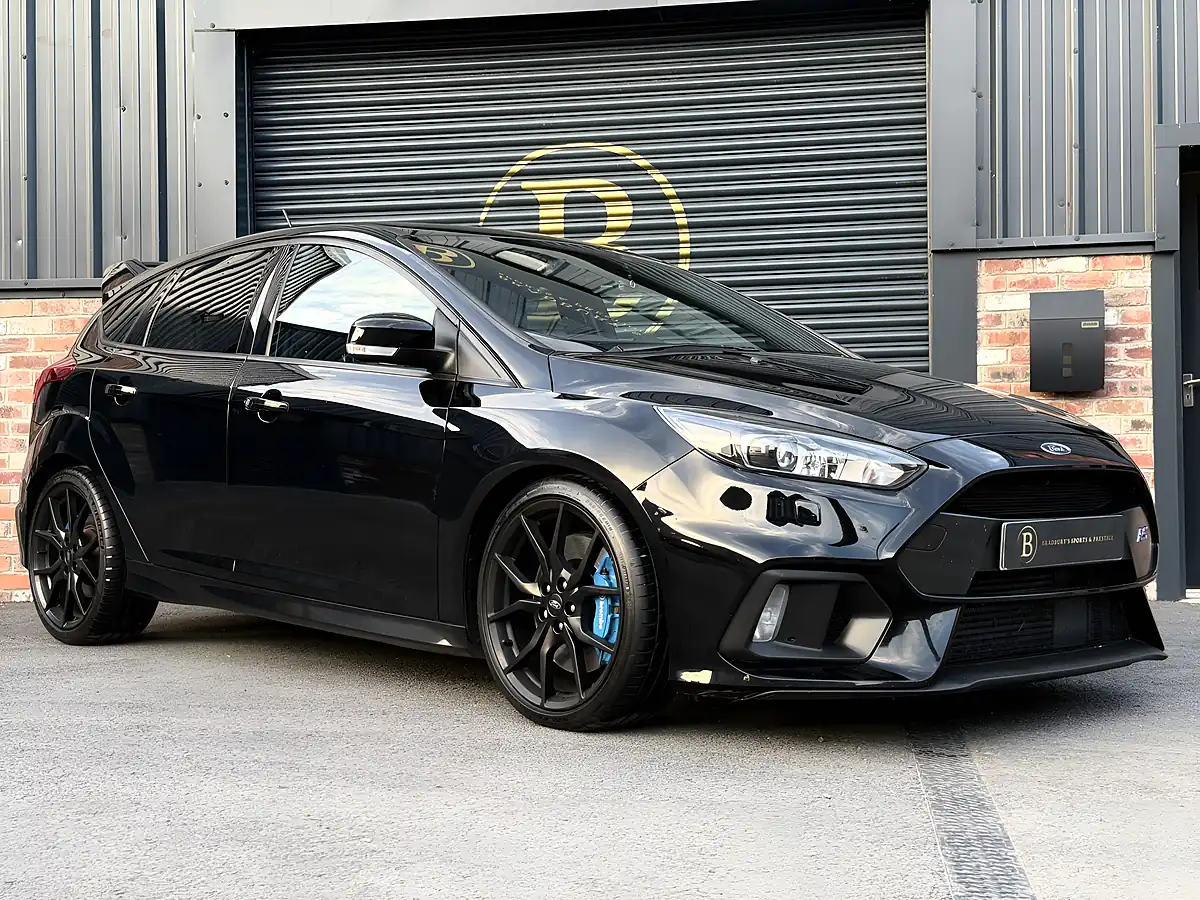 Used 2017 Ford Focus RS Black - Interior and Exterior details 10