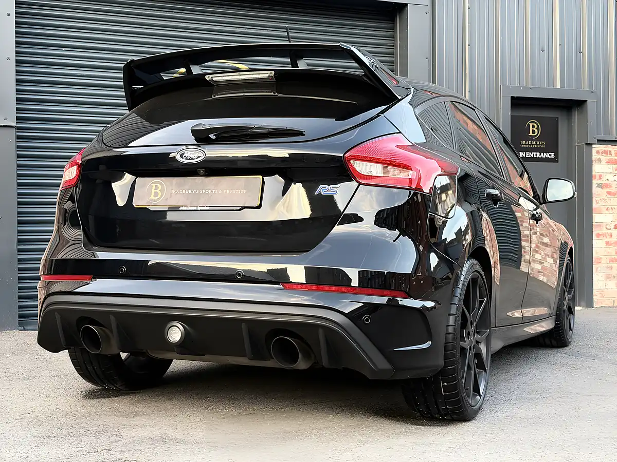 Used 2017 Ford Focus RS Black - Interior and Exterior details 16