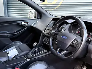 Used 2017 Ford Focus RS Black - Interior and Exterior details 19