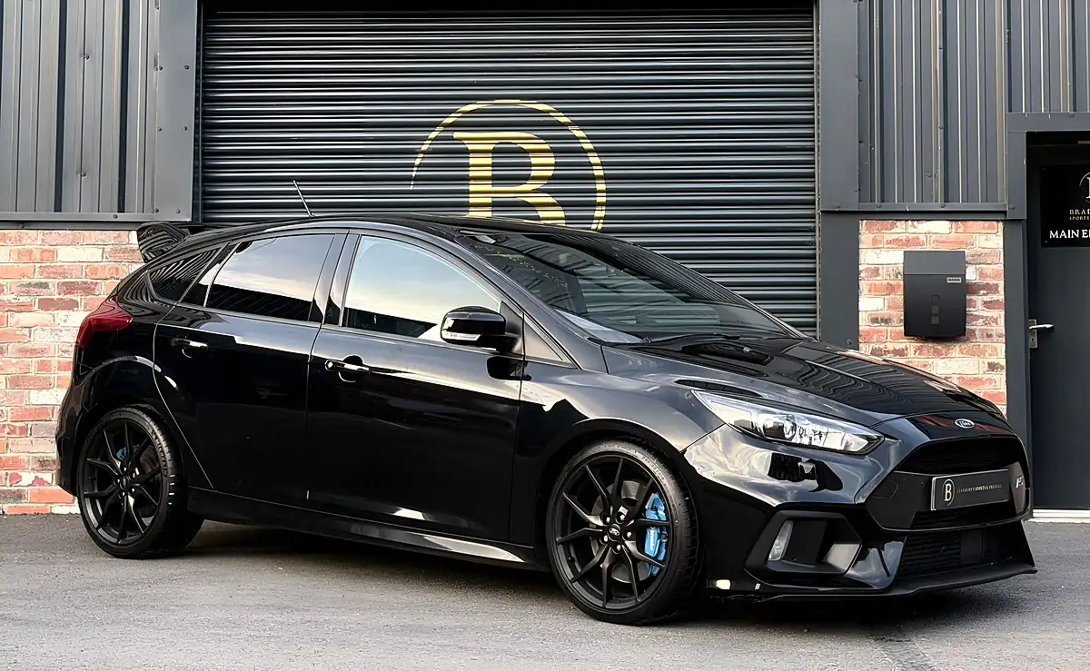 Used 2017 Ford Focus RS Black - Interior and Exterior details 4