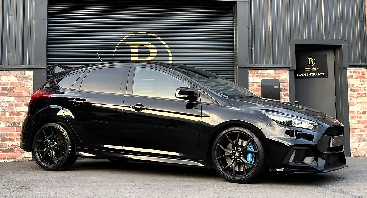 Used 2017 Ford Focus RS Black - Interior and Exterior details 5