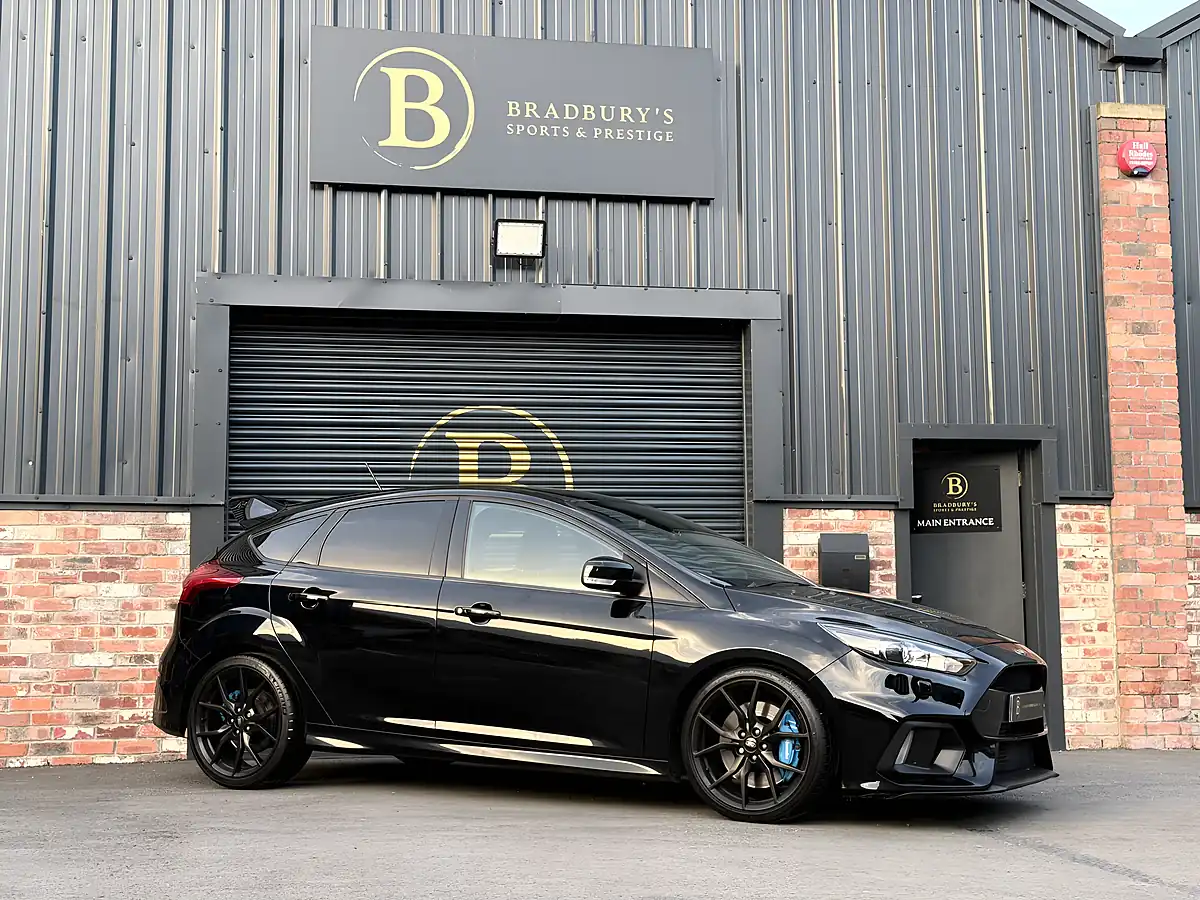Used 2017 Ford Focus RS Black - Interior and Exterior details 6
