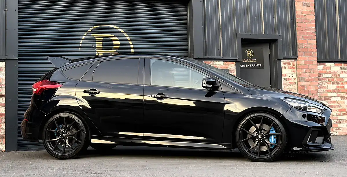 Used 2017 Ford Focus RS Black - Interior and Exterior details 7