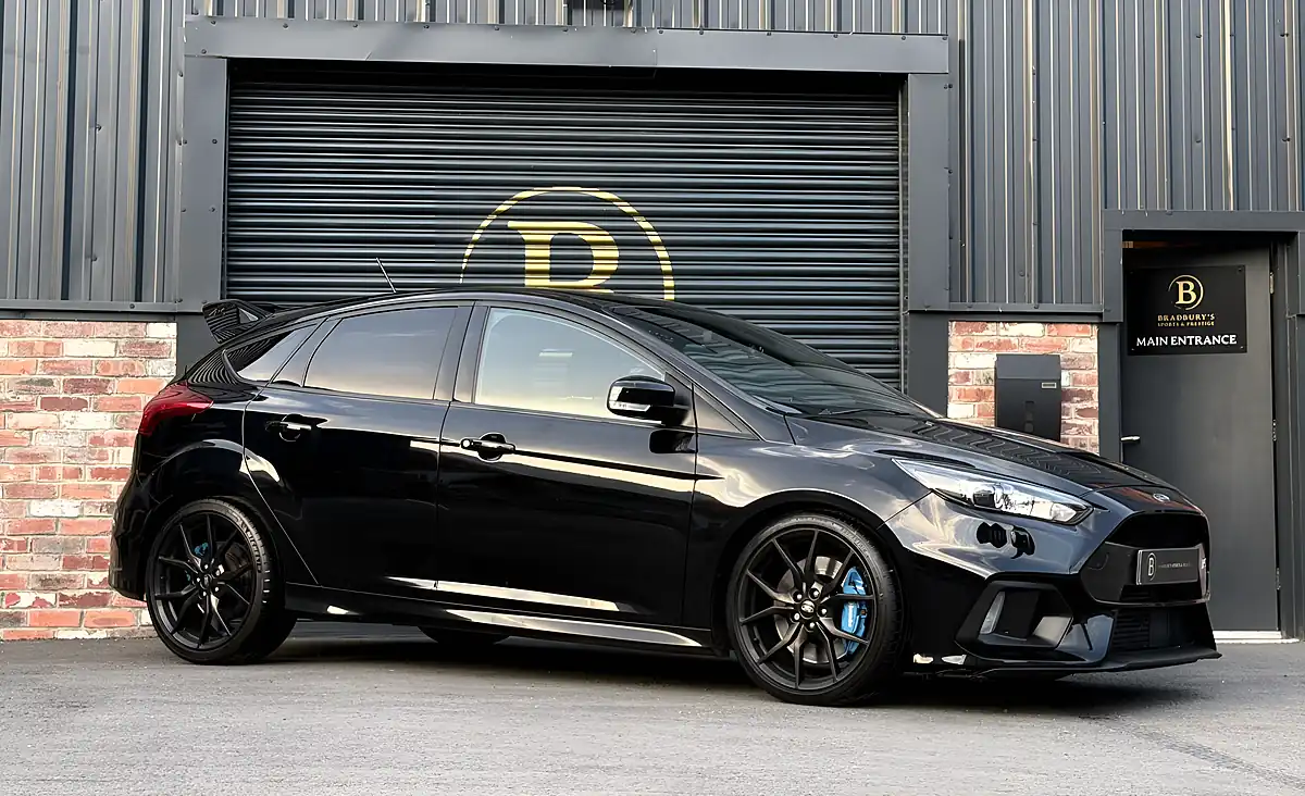Used 2017 Ford Focus RS Black - Interior and Exterior details 8