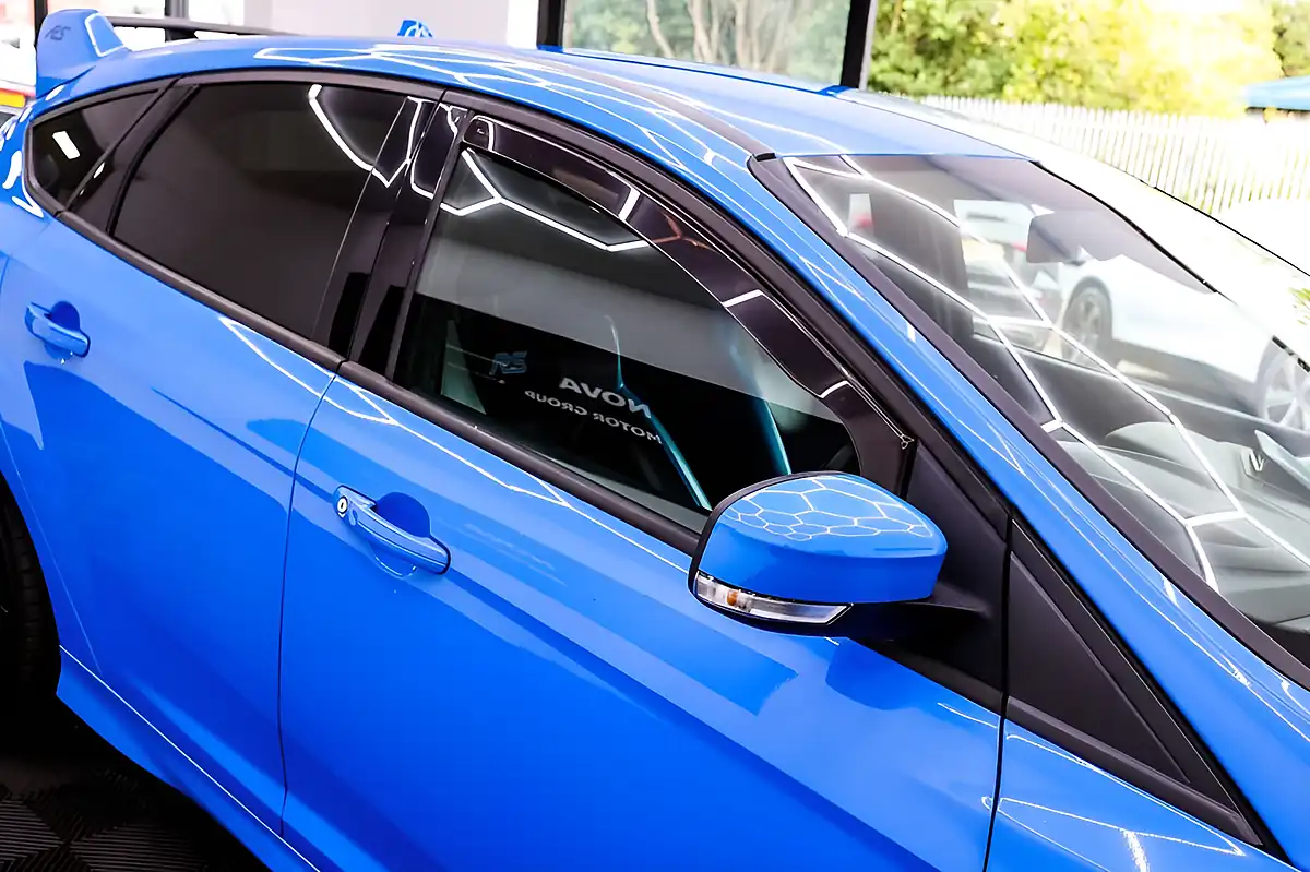 Used 2017 Ford Focus RS Blue - Interior and Exterior details 12