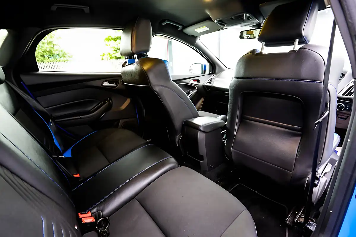 Used 2017 Ford Focus RS Blue - Interior and Exterior details 14