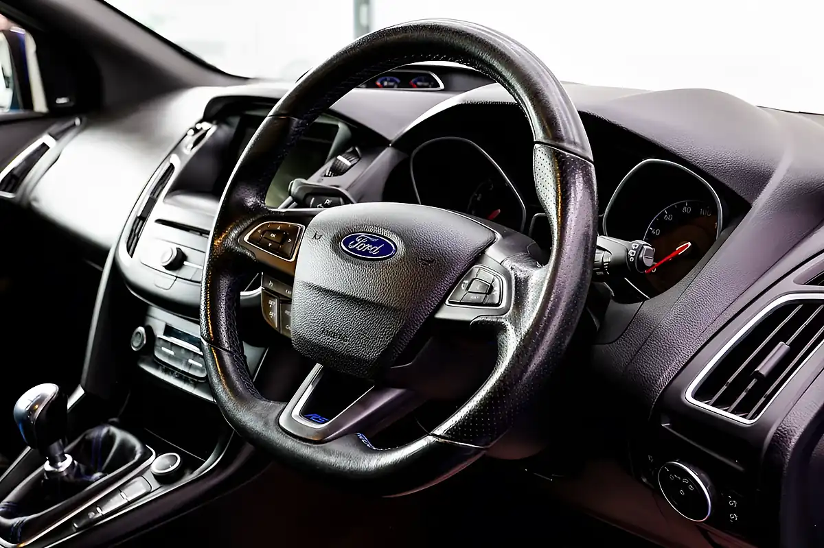 Used 2017 Ford Focus RS Blue - Interior and Exterior details 15