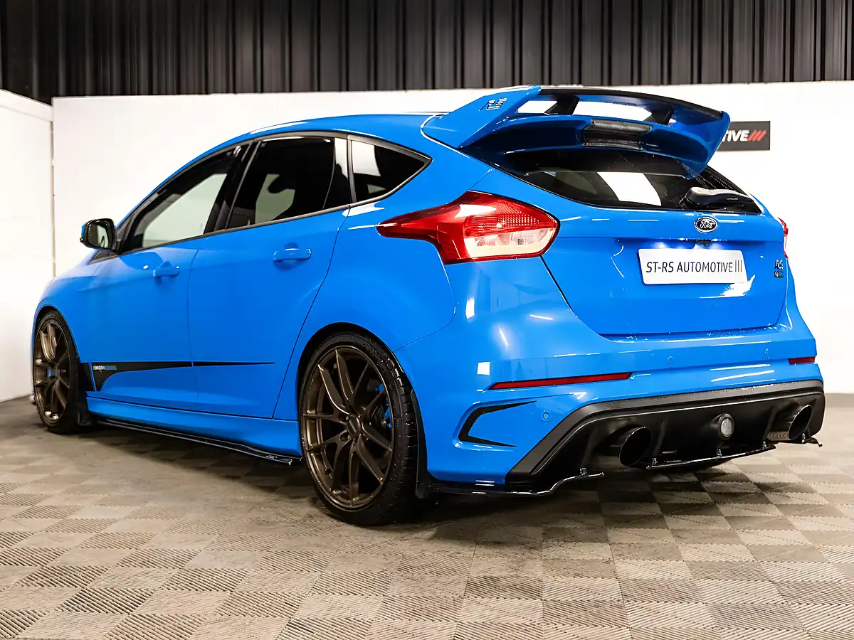 Used 2017 Ford Focus RS Blue - Interior and Exterior details 3