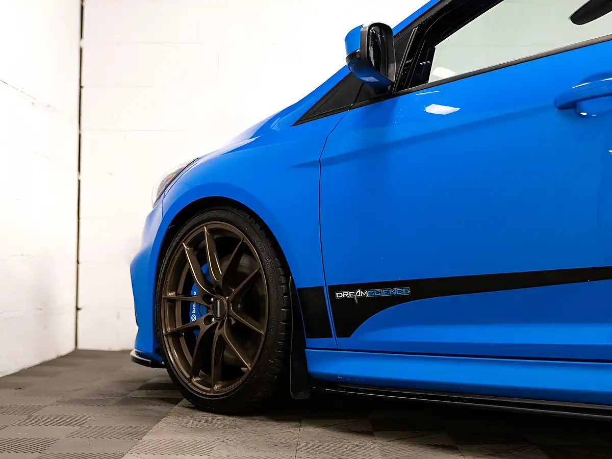 Used 2017 Ford Focus RS Blue - Interior and Exterior details 8