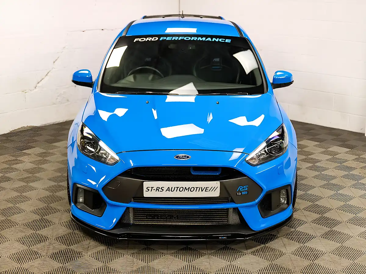 Used 2017 Ford Focus RS Blue - Interior and Exterior details 9