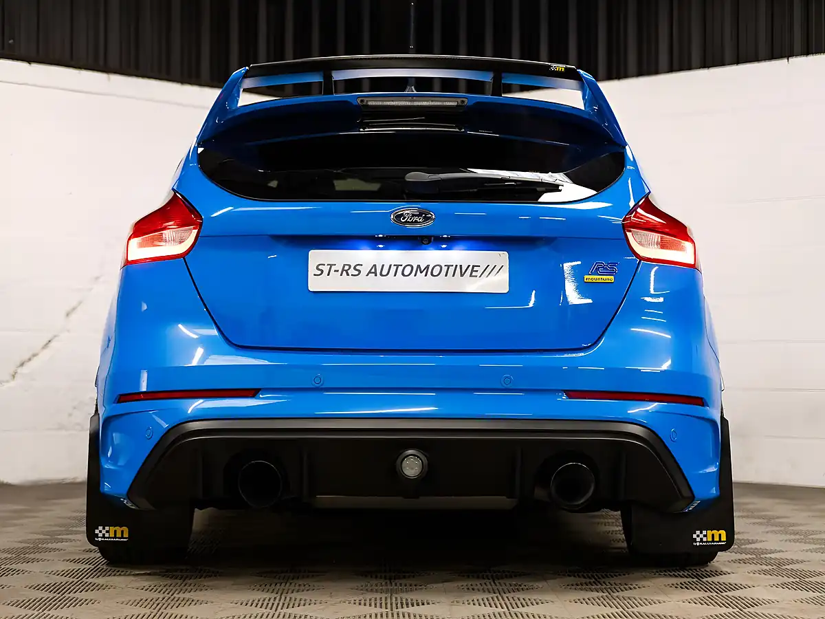 Used 2017 Ford Focus RS Blue - Interior and Exterior details 4