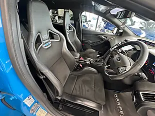 Used 2017 Ford Focus RS Blue - Interior and Exterior details 8