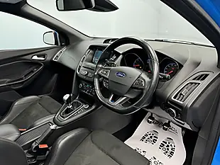 Used 2017 Ford Focus RS Blue - Interior and Exterior details 14
