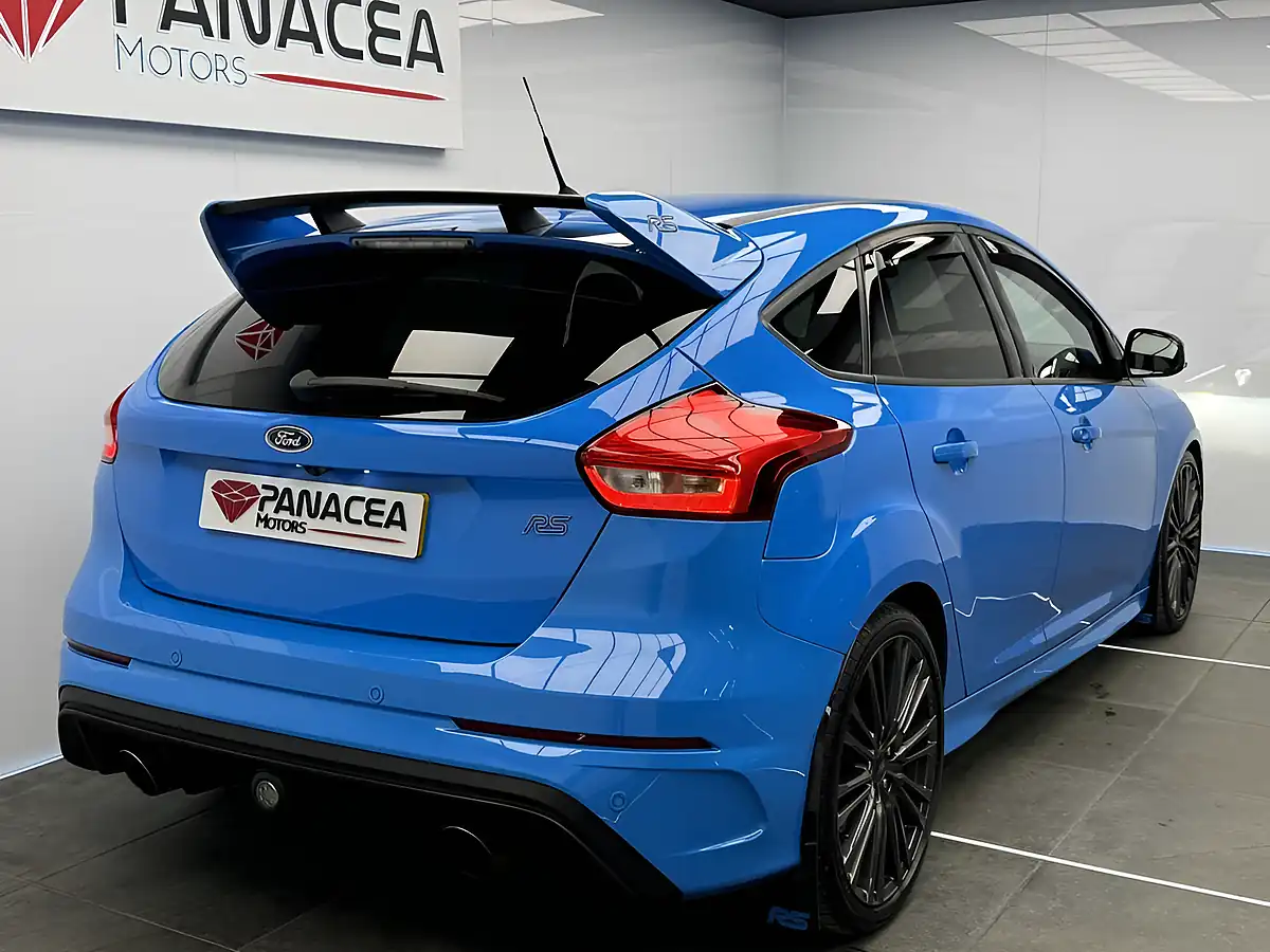 Used 2017 Ford Focus RS Blue - Interior and Exterior details 6