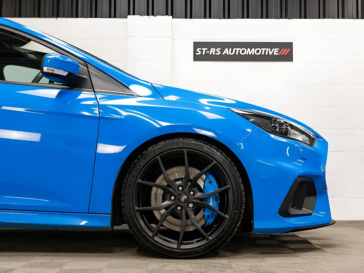 Used 2017 Ford Focus RS Blue - Interior and Exterior details 13