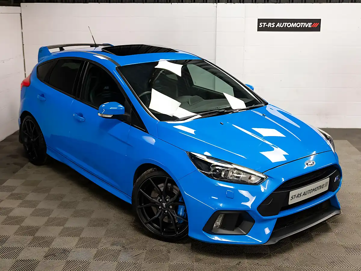 Used 2017 Ford Focus RS Blue - Interior and Exterior details 5
