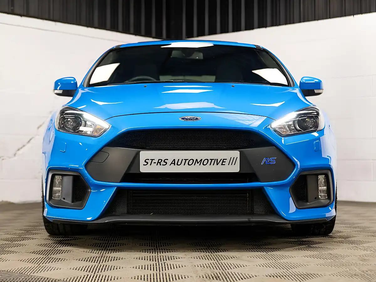 Used 2017 Ford Focus RS Blue - Interior and Exterior details 6