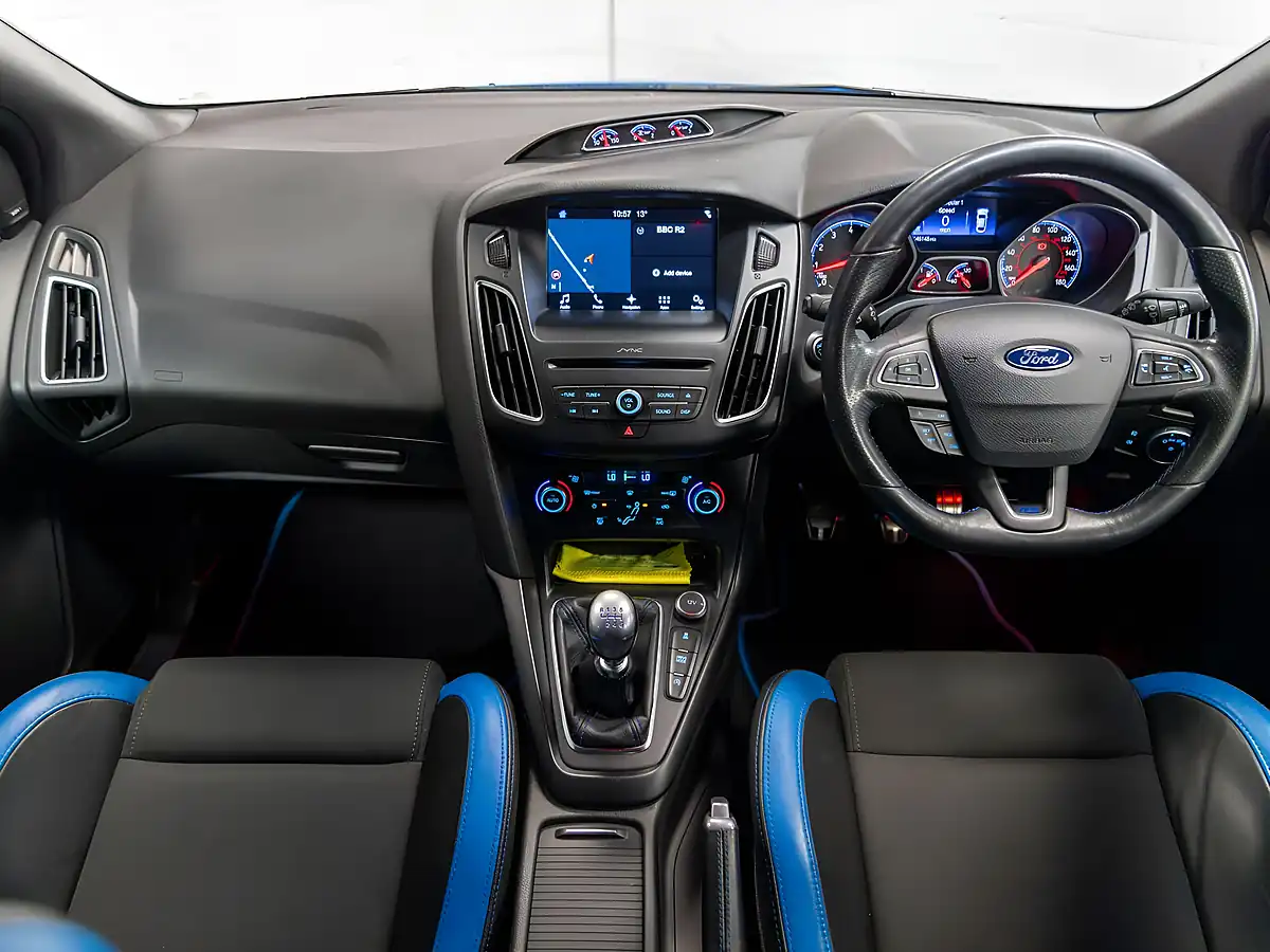Used 2017 Ford Focus RS Blue - Interior and Exterior details 10