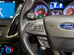 Used 2017 Ford Focus RS Blue - Interior and Exterior details 11