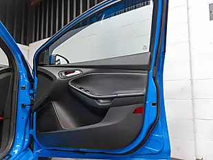 Used 2017 Ford Focus RS Blue - Interior and Exterior details 12