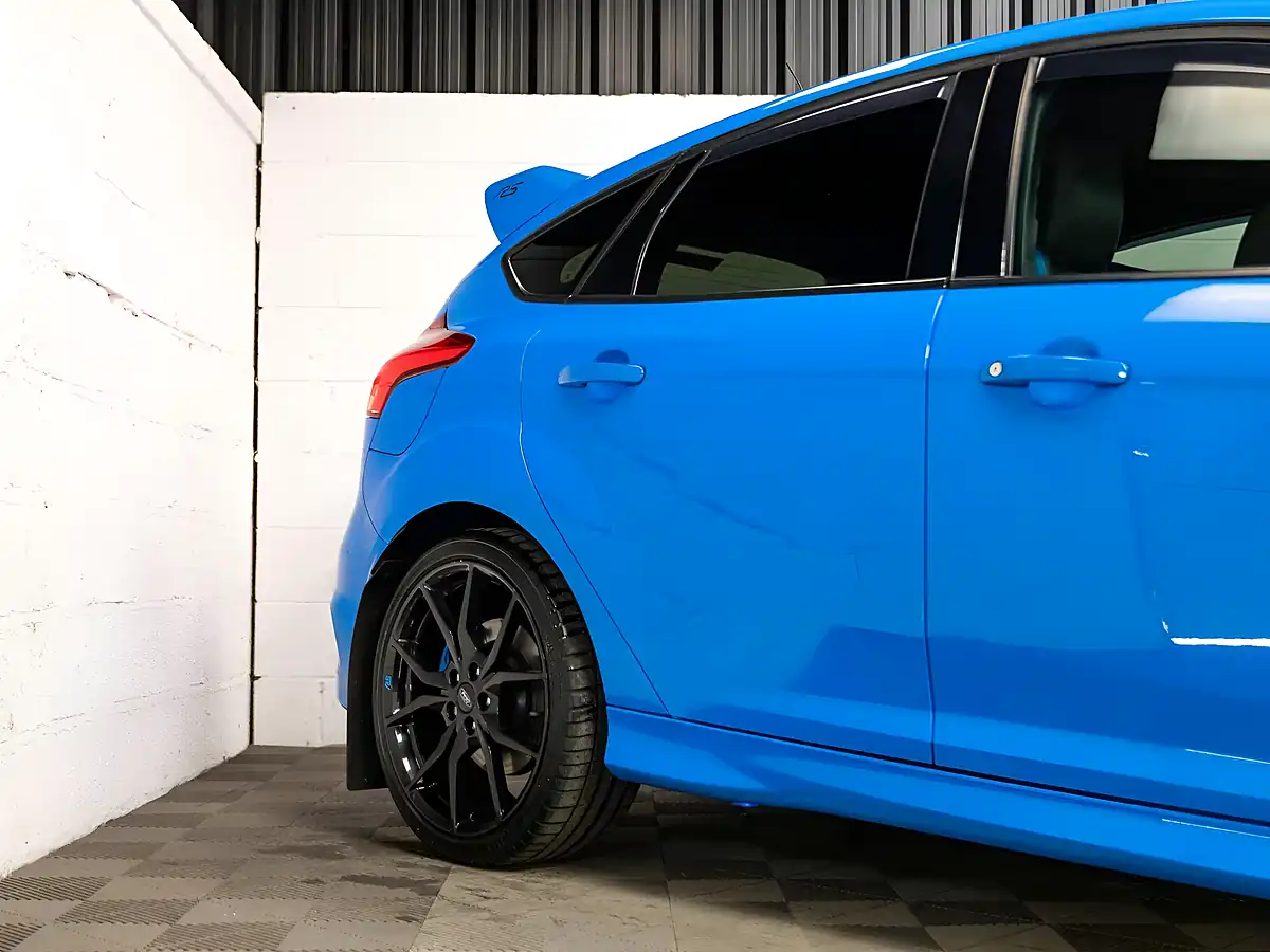 Used 2017 Ford Focus RS Blue - Interior and Exterior details 17