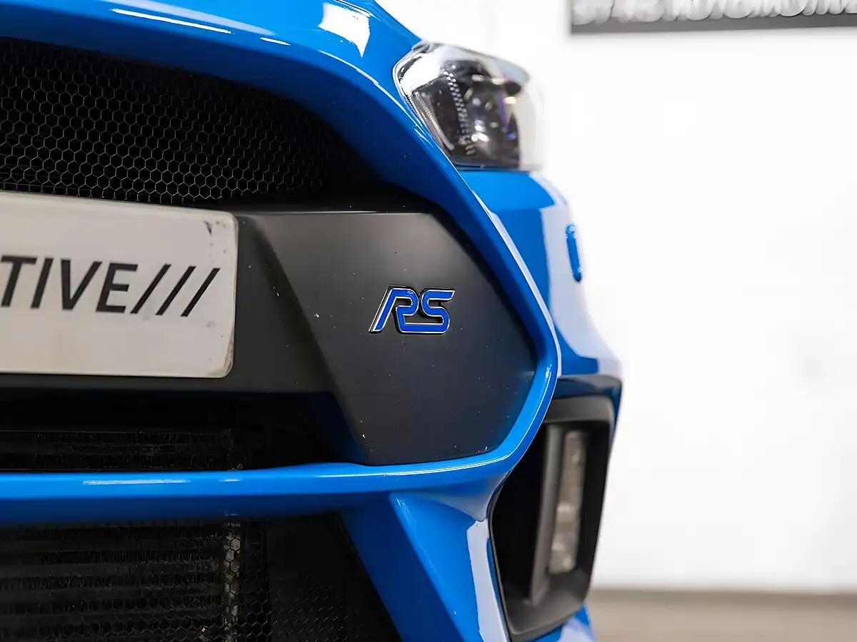 Used 2017 Ford Focus RS Blue - Interior and Exterior details 20