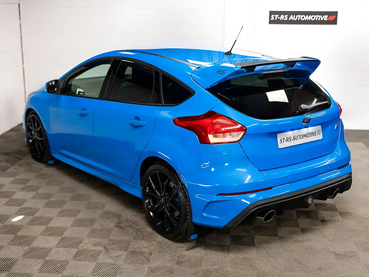 Used 2017 Ford Focus RS Blue - Interior and Exterior details 7