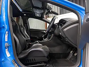 Used 2017 Ford Focus RS Blue - Interior and Exterior details 11