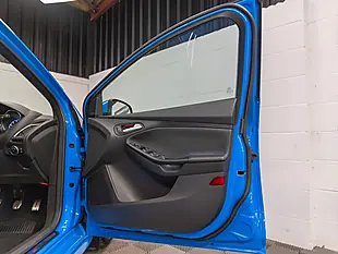 Used 2017 Ford Focus RS Blue - Interior and Exterior details 14