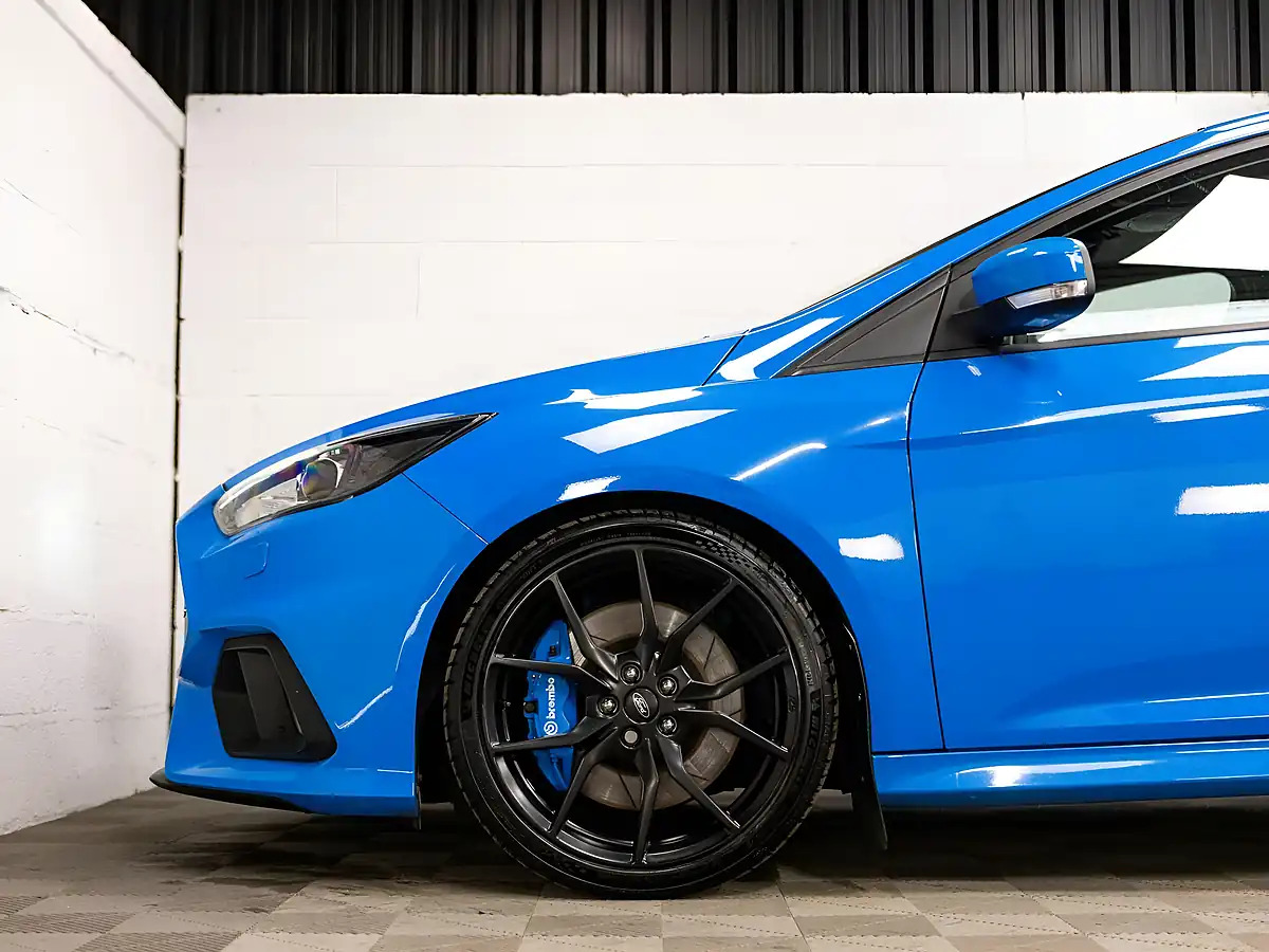 Used 2017 Ford Focus RS Blue - Interior and Exterior details 15