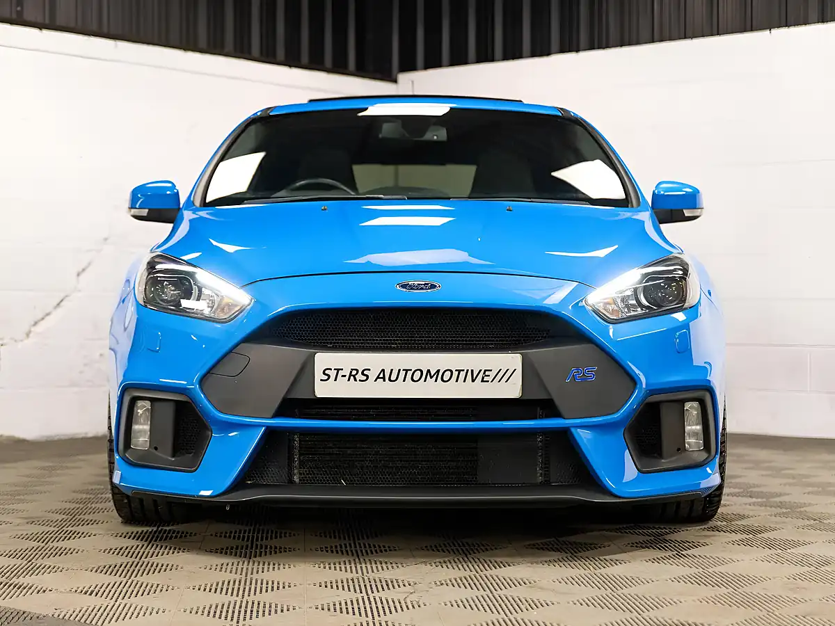 Used 2017 Ford Focus RS Blue - Interior and Exterior details 7