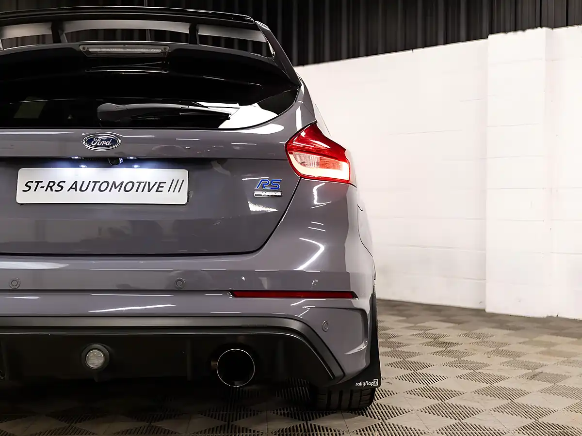 Used 2017 Ford Focus RS Grey - Interior and Exterior details 10