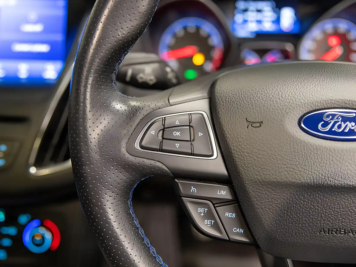 Used 2017 Ford Focus RS Grey - Interior and Exterior details 12