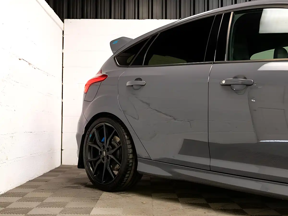 Used 2017 Ford Focus RS Grey - Interior and Exterior details 3
