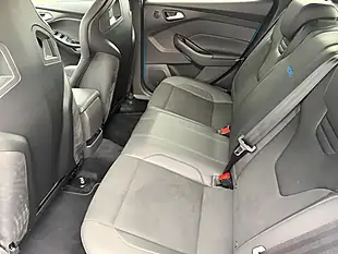 Used 2017 Ford Focus RS Nitrious Blue - Interior and Exterior details 12