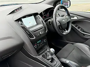 Used 2017 Ford Focus RS Nitrious Blue - Interior and Exterior details 7
