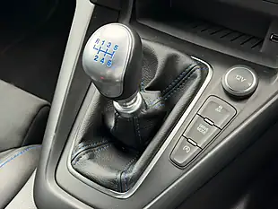 Used 2017 Ford Focus RS Nitrious Blue - Interior and Exterior details 8