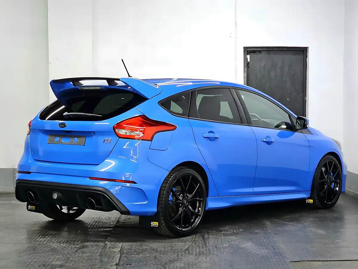 Used 2017 Ford Focus RS Nitrous Blue - Interior and Exterior details 7