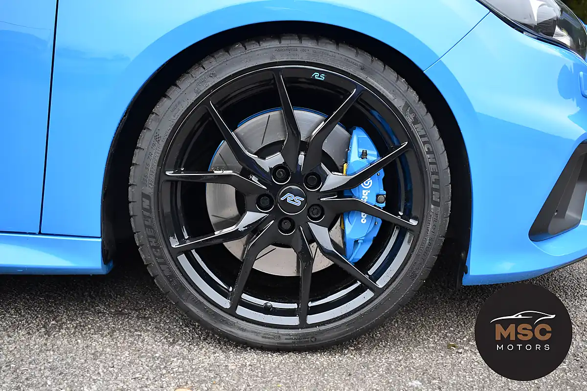 Used 2017 Ford Focus RS Nitrous Blue - Interior and Exterior details 13