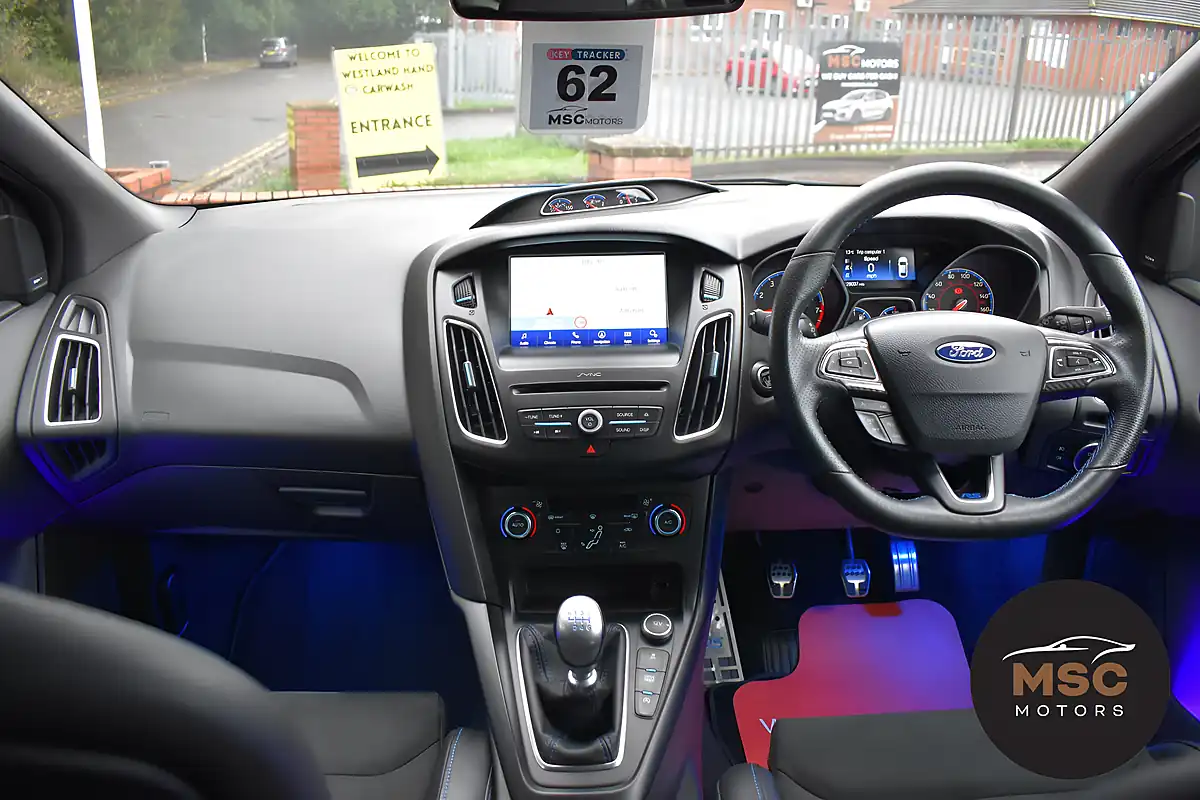 Used 2017 Ford Focus RS Nitrous Blue - Interior and Exterior details 16