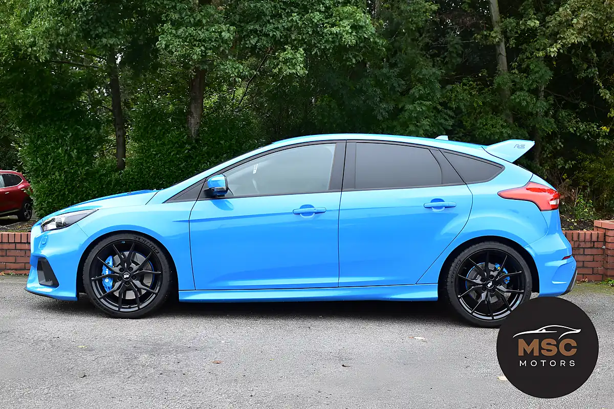 Used 2017 Ford Focus RS Nitrous Blue - Interior and Exterior details 9