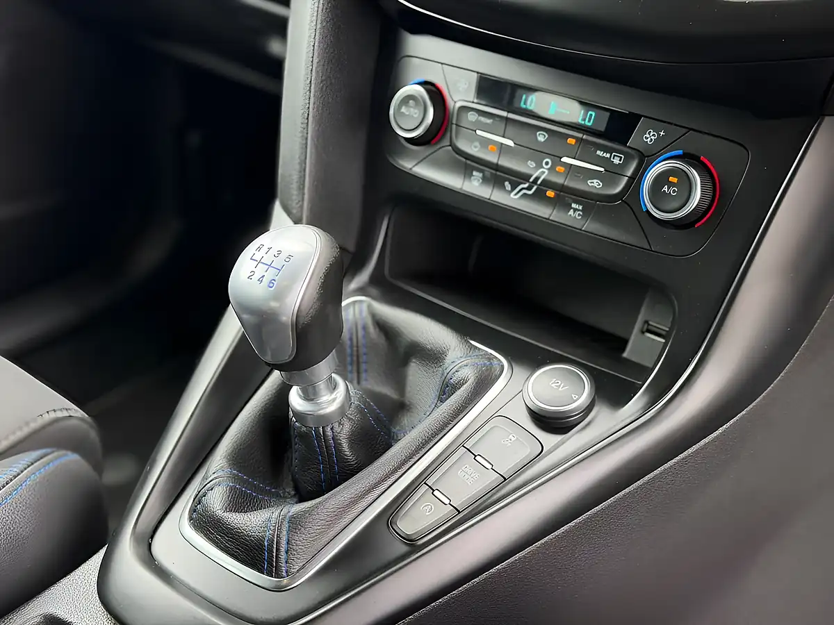 Used 2017 Ford Focus RS White - Interior and Exterior details 19