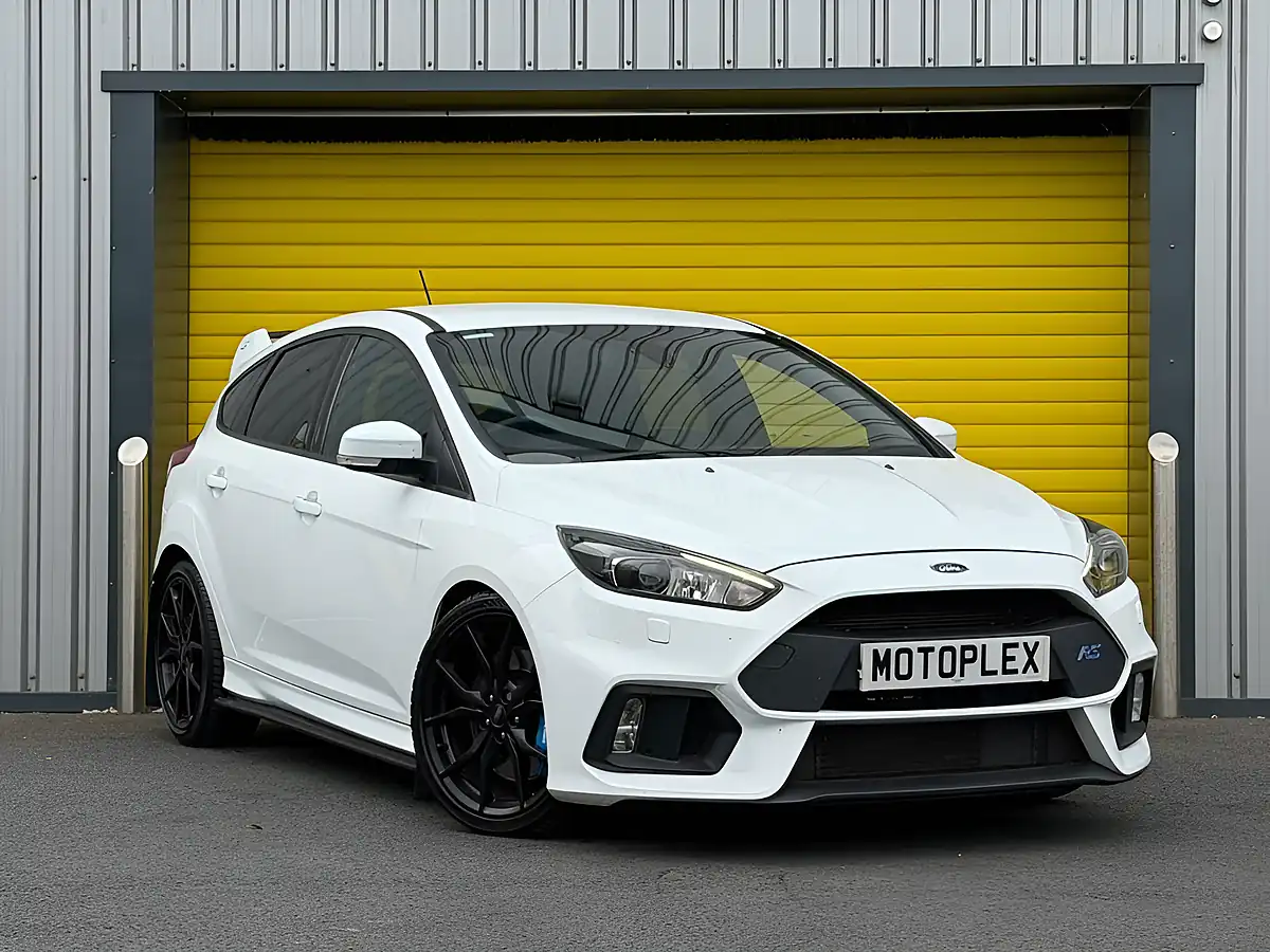 Used 2017 Ford Focus RS White - Interior and Exterior details 3