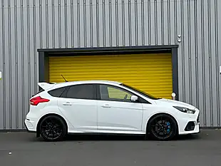 Used 2017 Ford Focus RS White - Interior and Exterior details 6