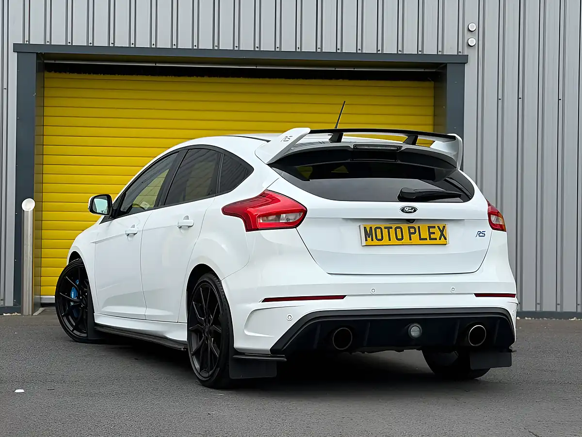 Used 2017 Ford Focus RS White - Interior and Exterior details 9