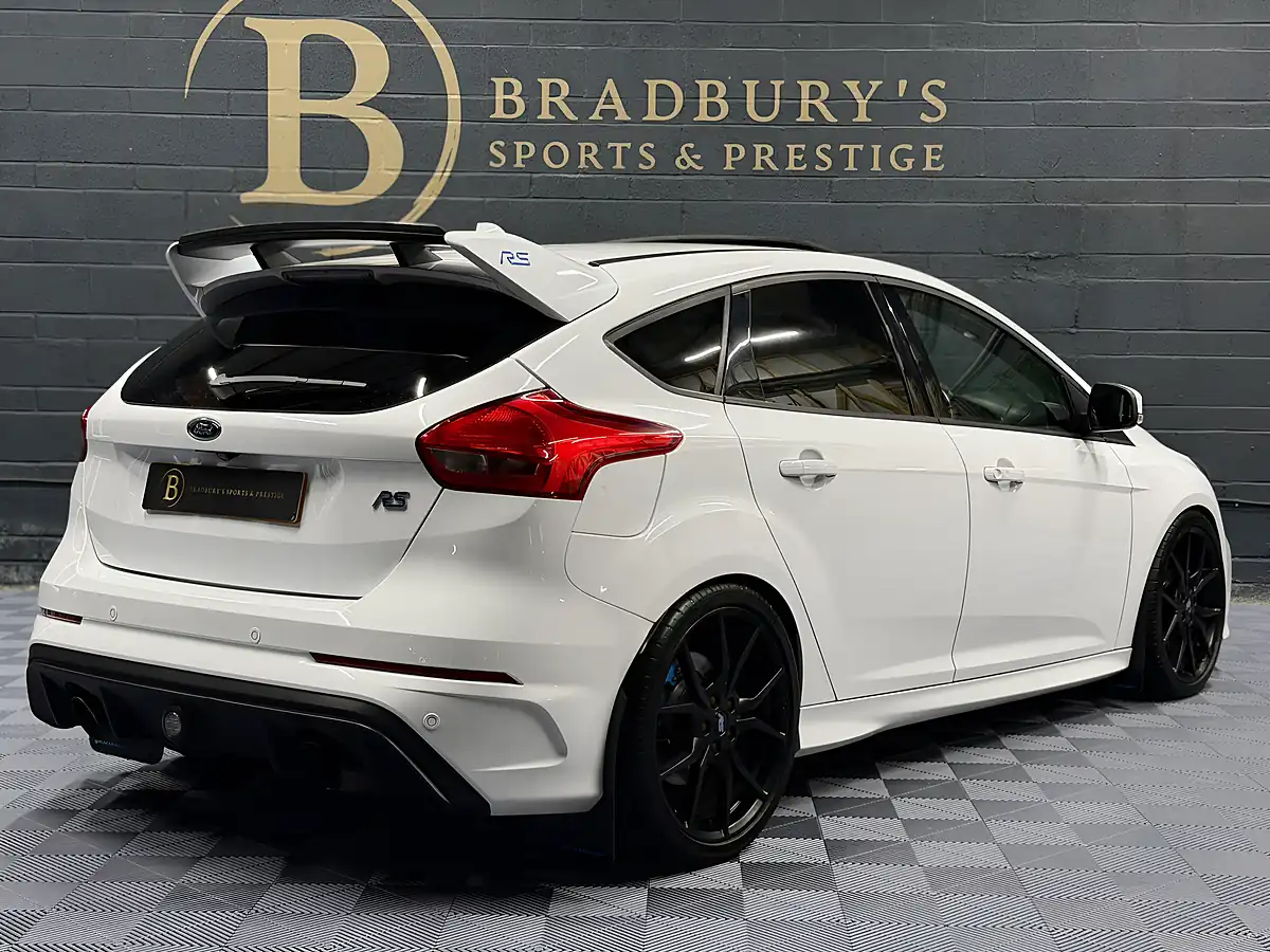 Used 2017 Ford Focus RS White - Interior and Exterior details 11